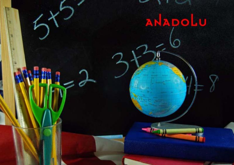 Bir Eğitim Araç Gereci Adana