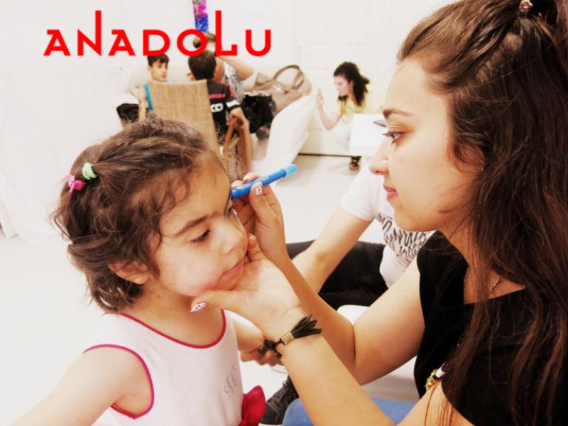Çocuk Yüz Boyama Resim Sergisi Adana